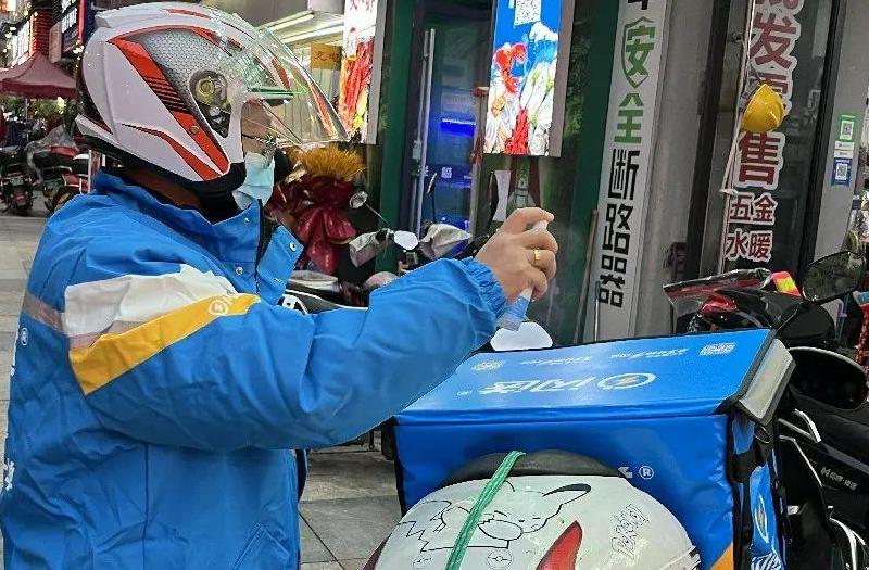 Customized Delivery: Enhancing Fresh E-Commerce Competitiveness​